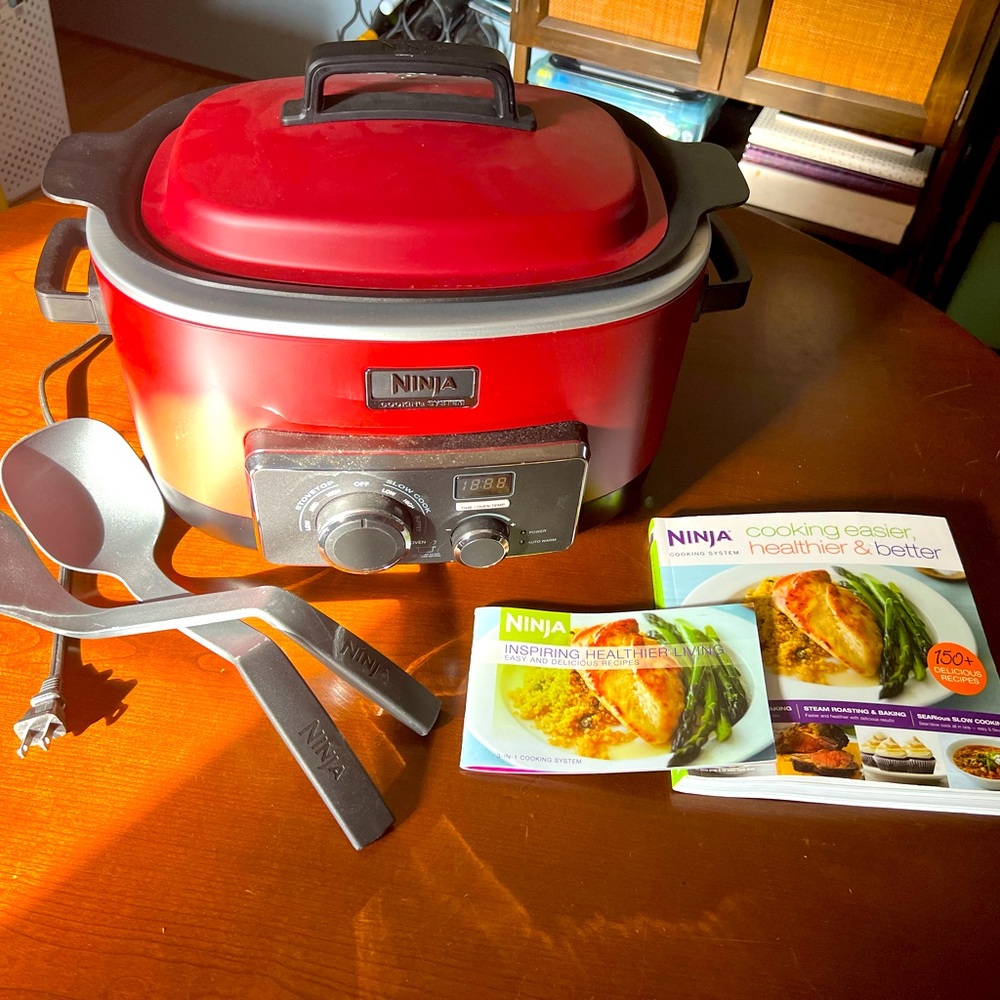 Ninja 3-1 cooking system.